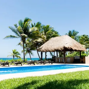 Costa Brava Apartments I Ocean Front Puerto Aventuras