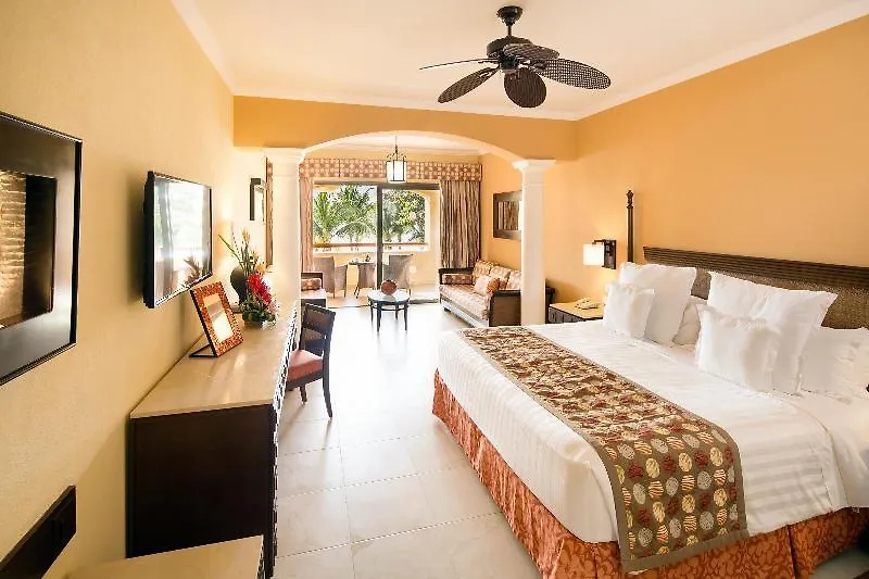Курортный комплекс Barcelo Maya Tropical Кспу-Ха